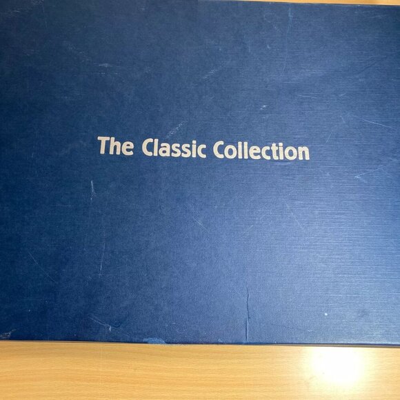 The Classic Collection Backgammon Wood Case Game Board - Picture 4 of 4